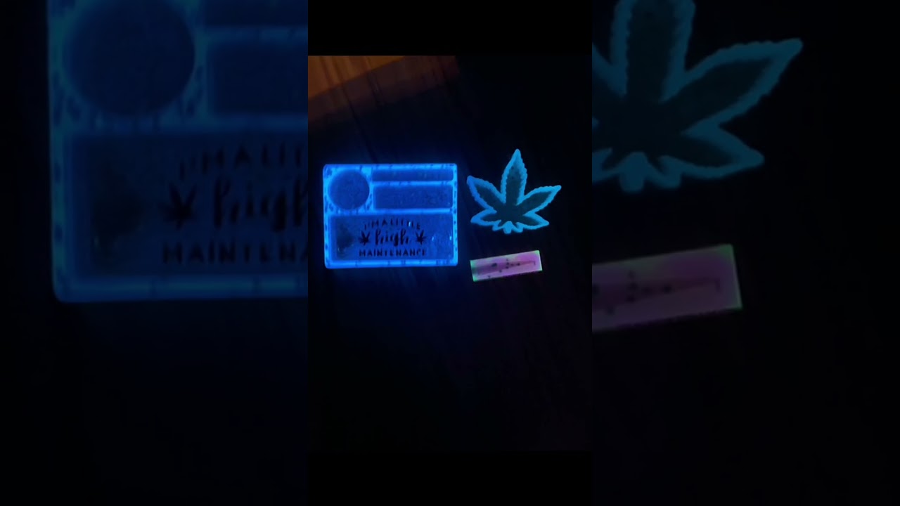 Glow-in-the-Dark Rolling Tray, Weed Leaf, and Joint Holder#rollingtray #weedleaf #joint