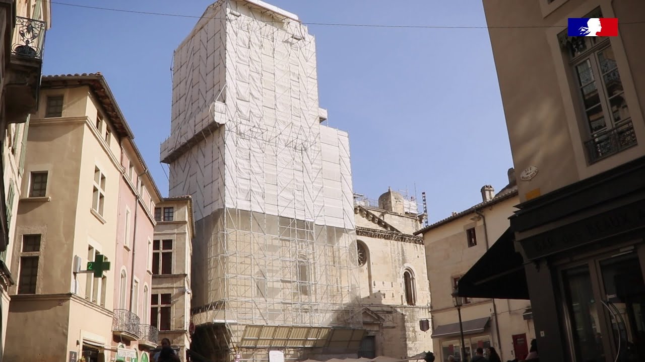 Restauration de la Cathédrale de Notre-Dame et Saint-Castor - Épisode 1 : La tour du clocher