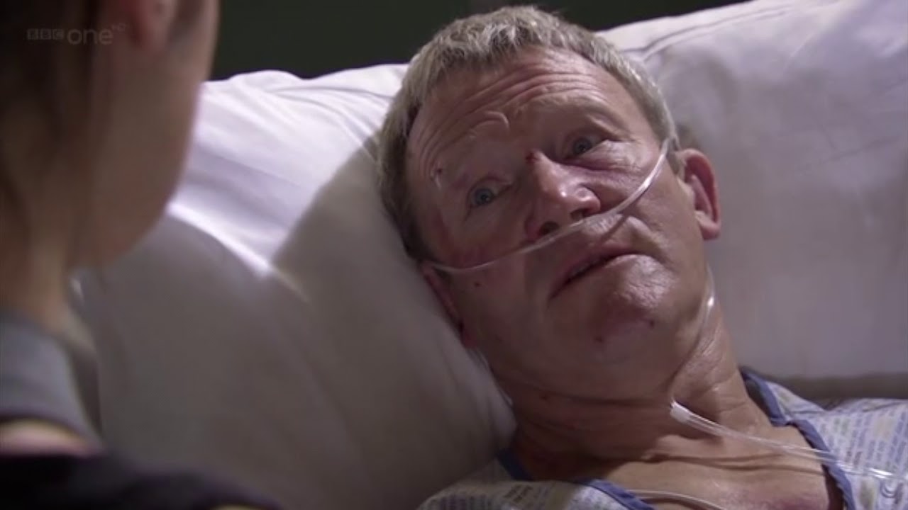 Holby City s14 e16 Hanssen scenes