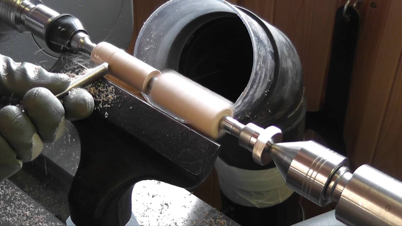 Woodturning - Making a Turned Oak Pen