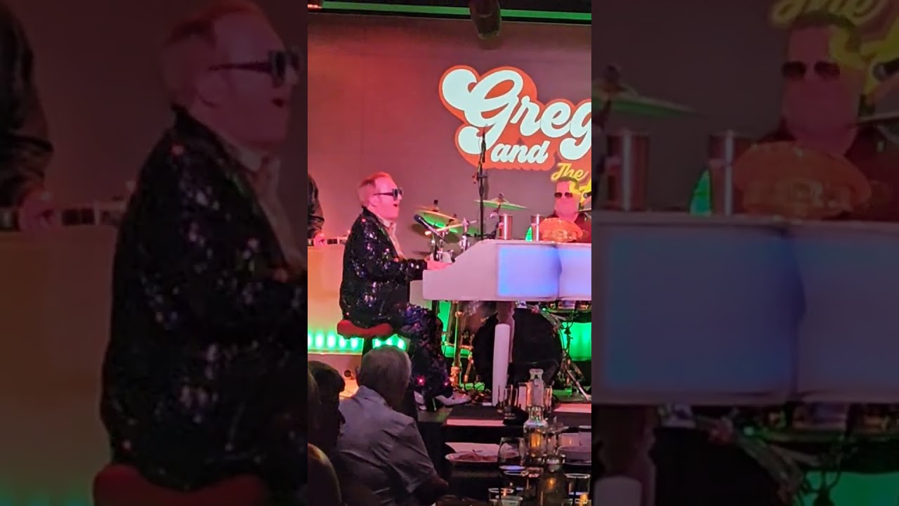 Greggie & The Jets Elton John Tribute Band Honky Cat 