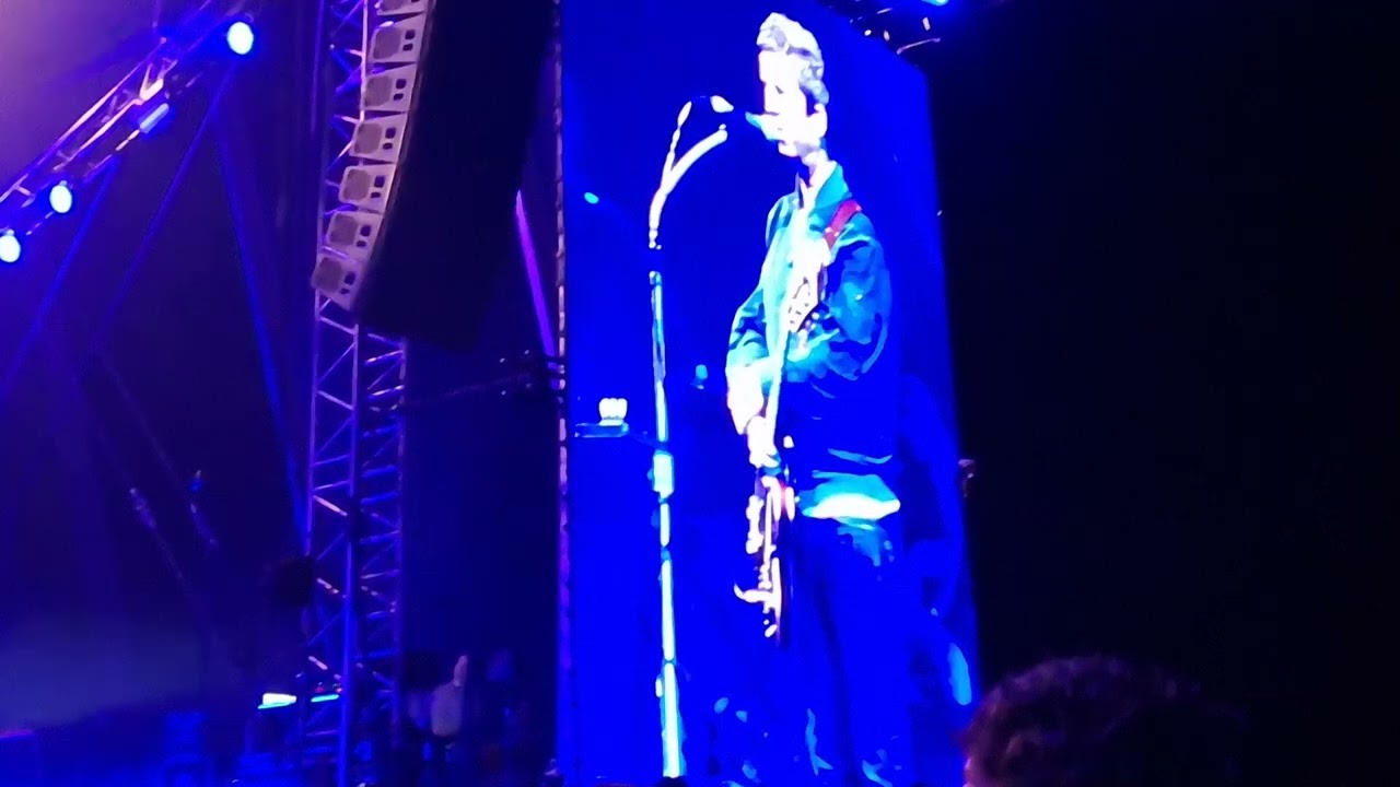 Noel Gallagher's High Flying Birds - Noel speech - On the Beach, Brighton - 30/07/2023 - Live (2)