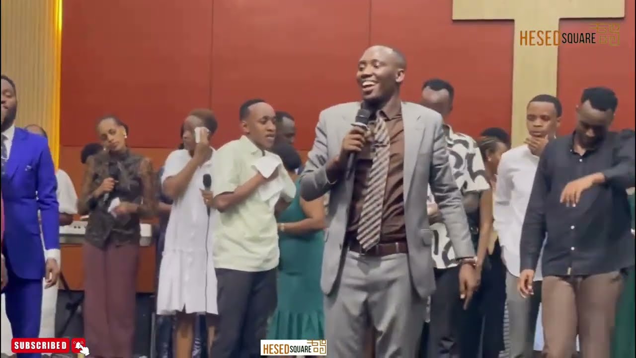 GISUBIZO MINISTRY BAZAMUYE IGITARAMO MU NDIRIMBO NZIZA/TUMBIRA UMUSARABA by HYMNOS/TRESOR 