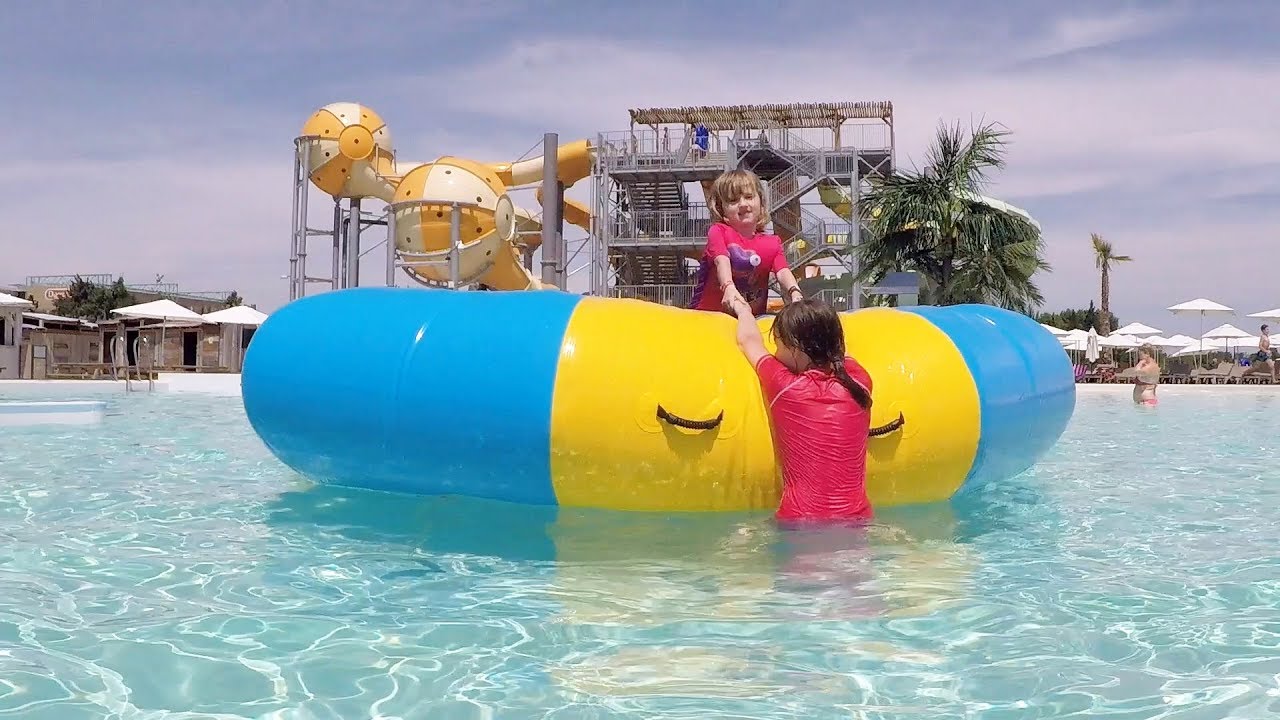 WAVE ISLAND • 100% FUN au Parc Aquatique - Studio Bubble Tea