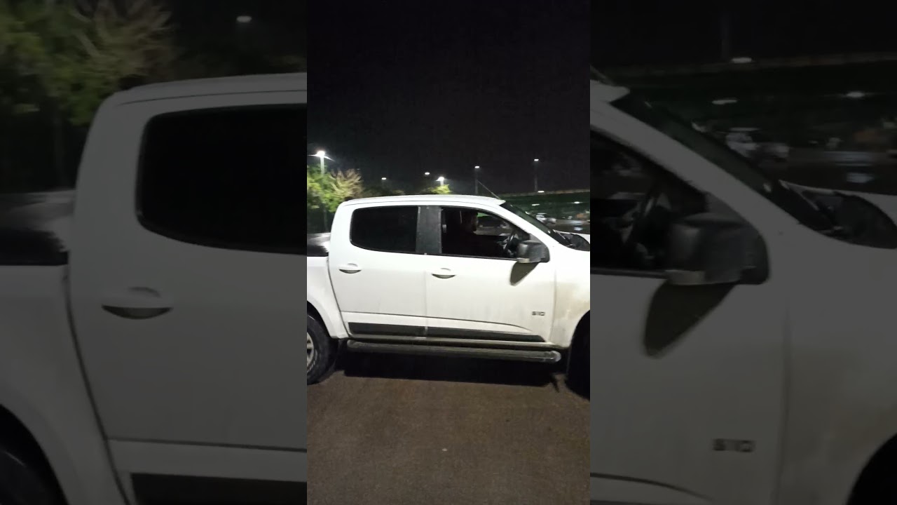 S10 Bruta Fritando Pneu