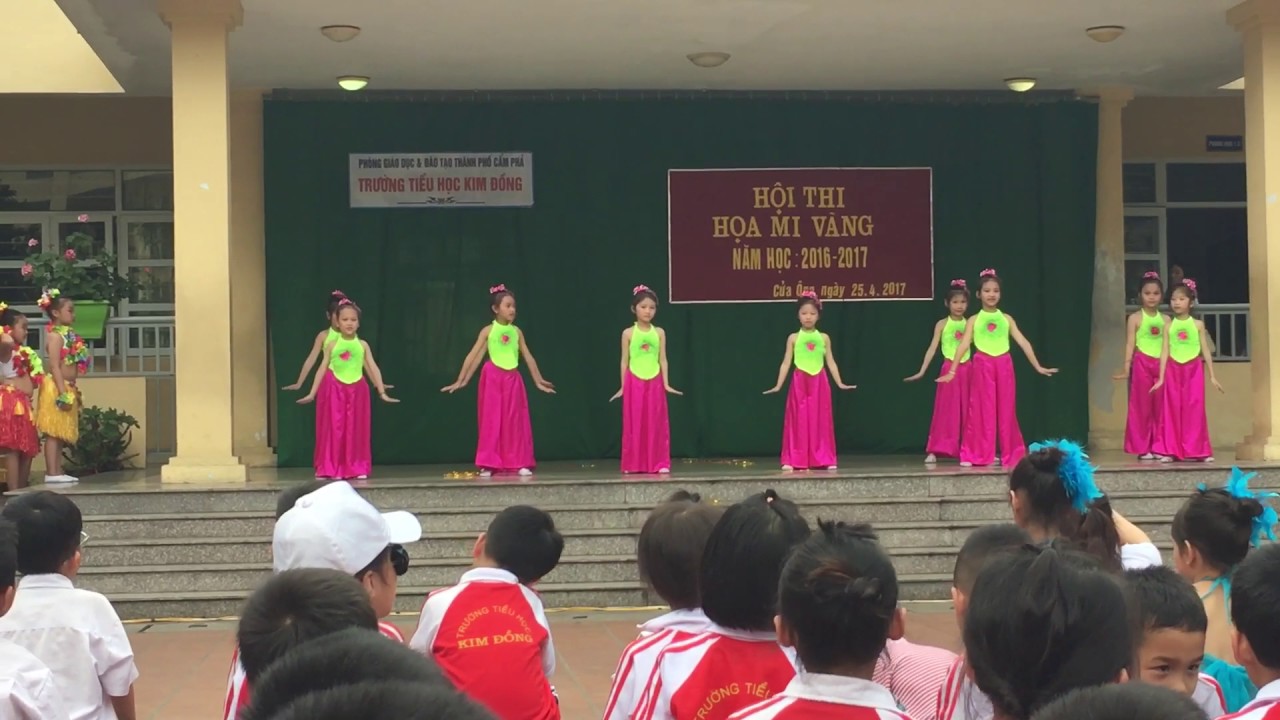 Múa dân gian lớp 1