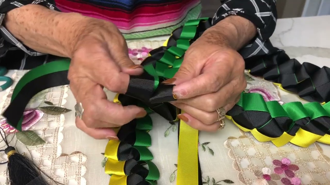 Collar de graduación con letras👩‍🎓👨‍🎓