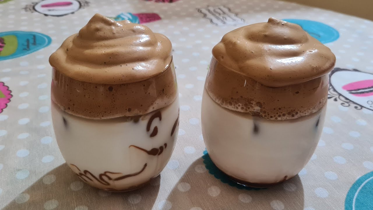 #deliciosa crema de café,y cafés dalgona muy ricos./delicious coffee cream, and very rich dalgona.