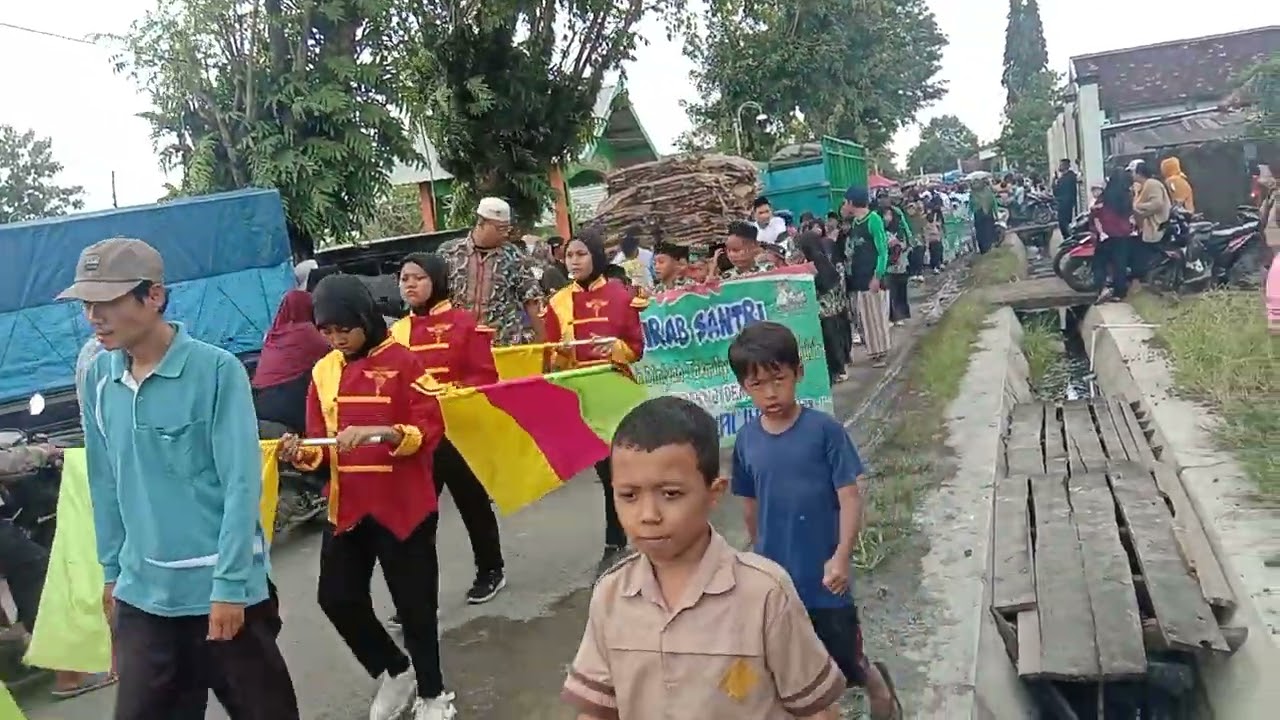 Kirab akhirusanah madarasah Miftahul qulub Desa kedondong bersama sungo barong Cahyo Utomo 