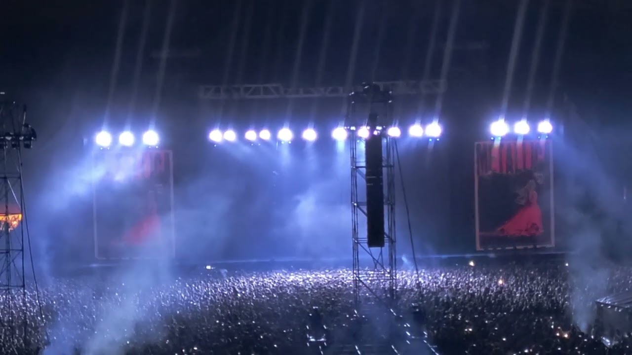 Metallica - Intro + Hardwired (Live at Belo Horizonte)