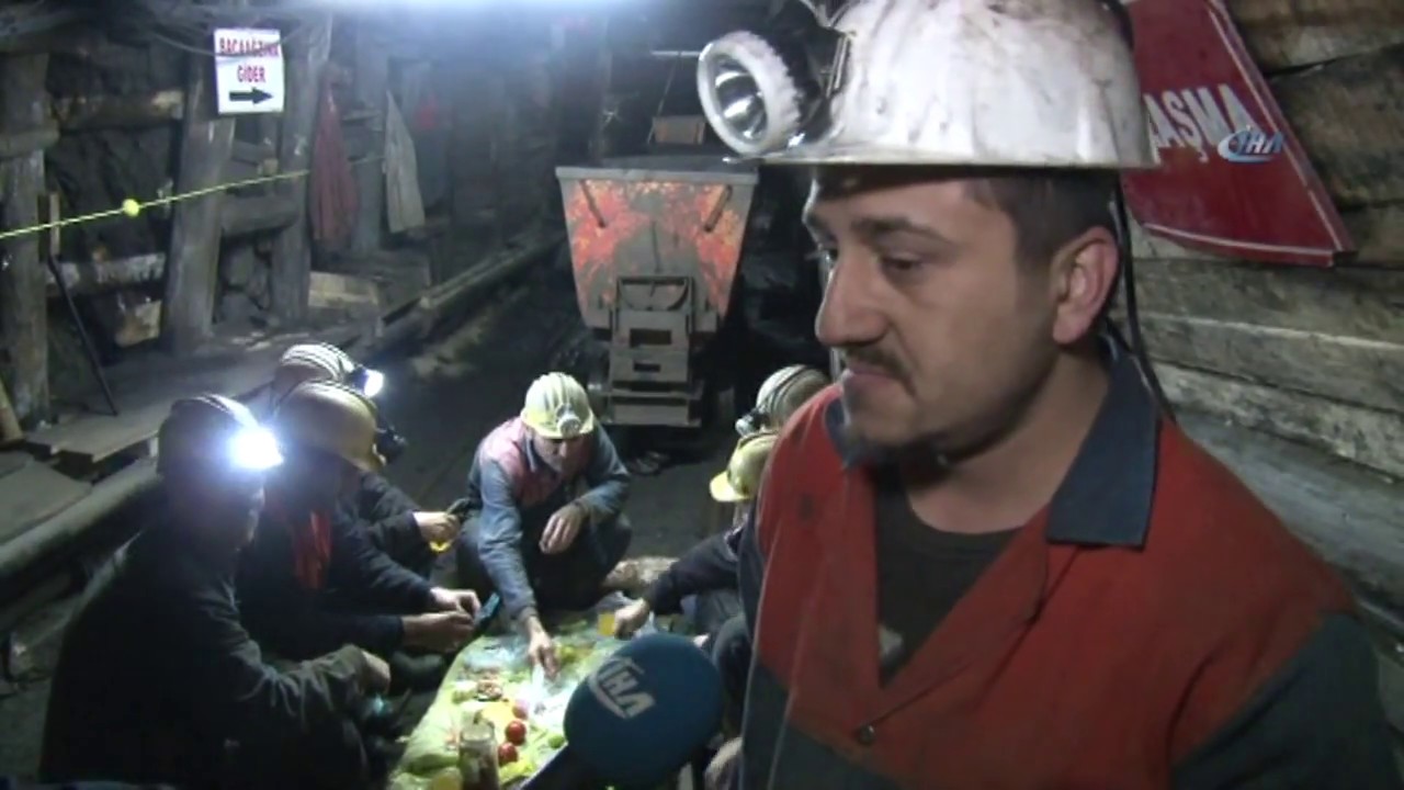 Madencilerin İlk Sahuru Duygulandırdı