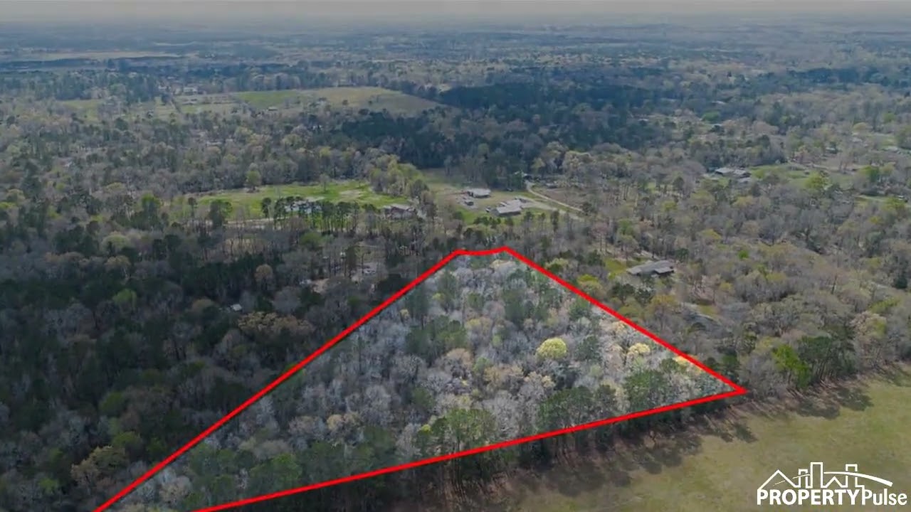 525 County Road 3016, Dayton, TX 77535