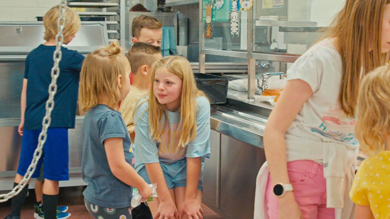 Kindergarten Lunch Heroes - 5th Grade Students Help New Kindergarteners Feel Accepted At School