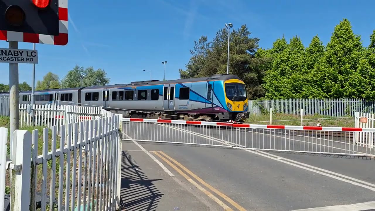 *Triple Pass* Denaby Level Crossing - South Yorkshire