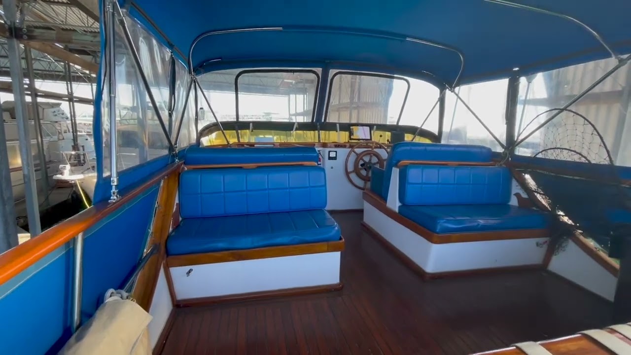 Universal 36 Trawler Tri-cabin - Boatshed - Boat Ref#316345