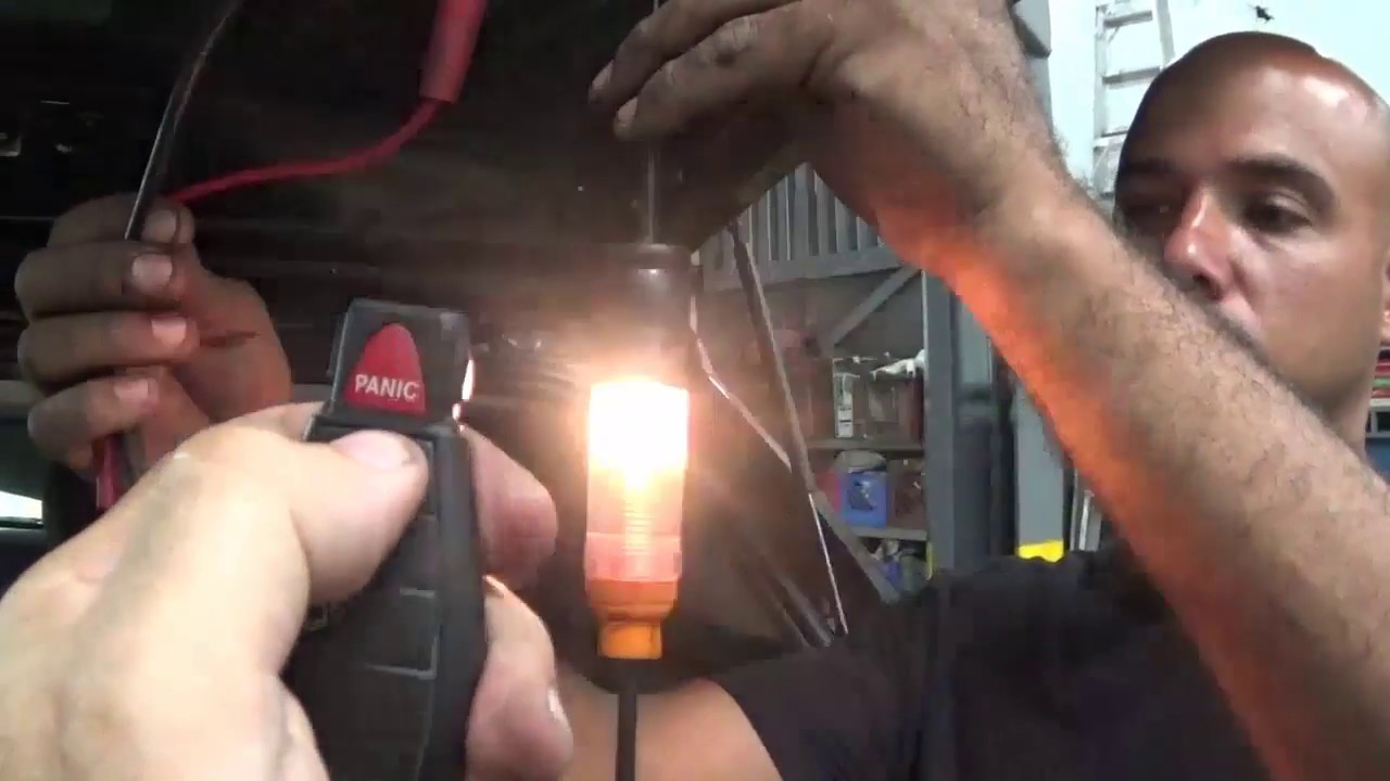 DIAGNOSTICO CERRADURA DE MALETERO QUE NO FUNCIONA:  JEEP-CHRYSLER-DODGE