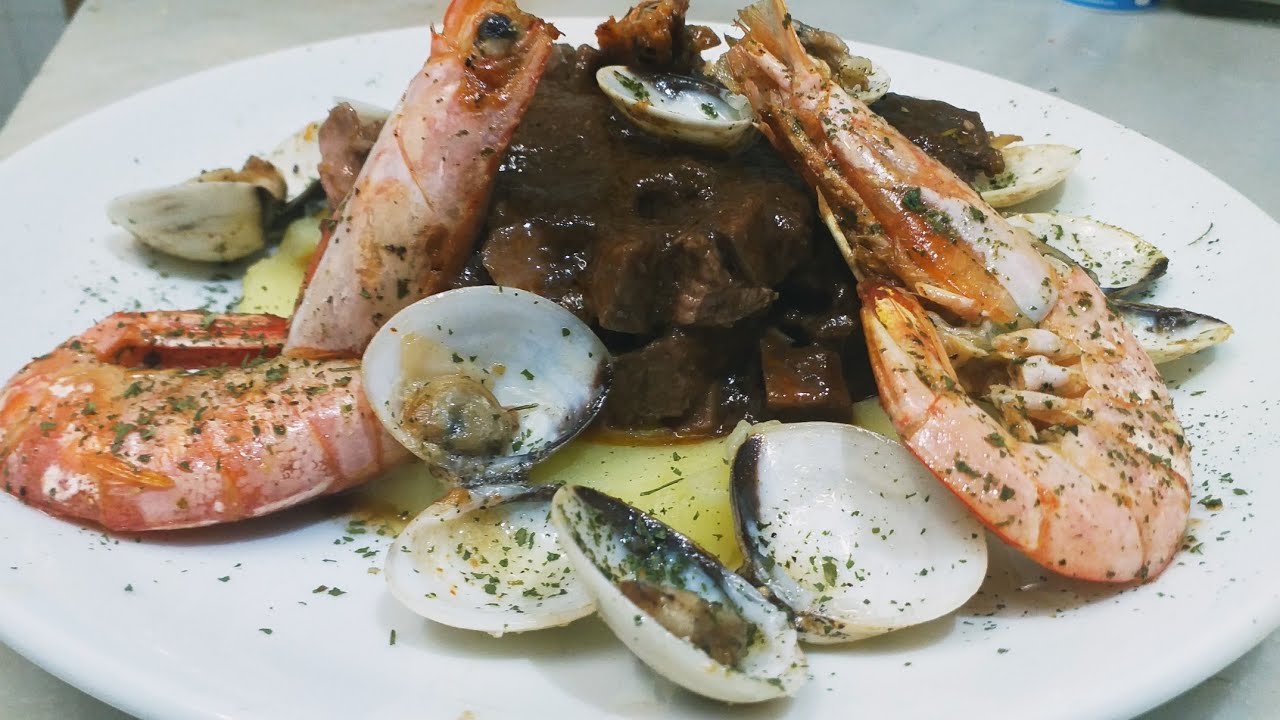 Receta festiva :  Carrilleras de Cerdo con Almejas y Gambas