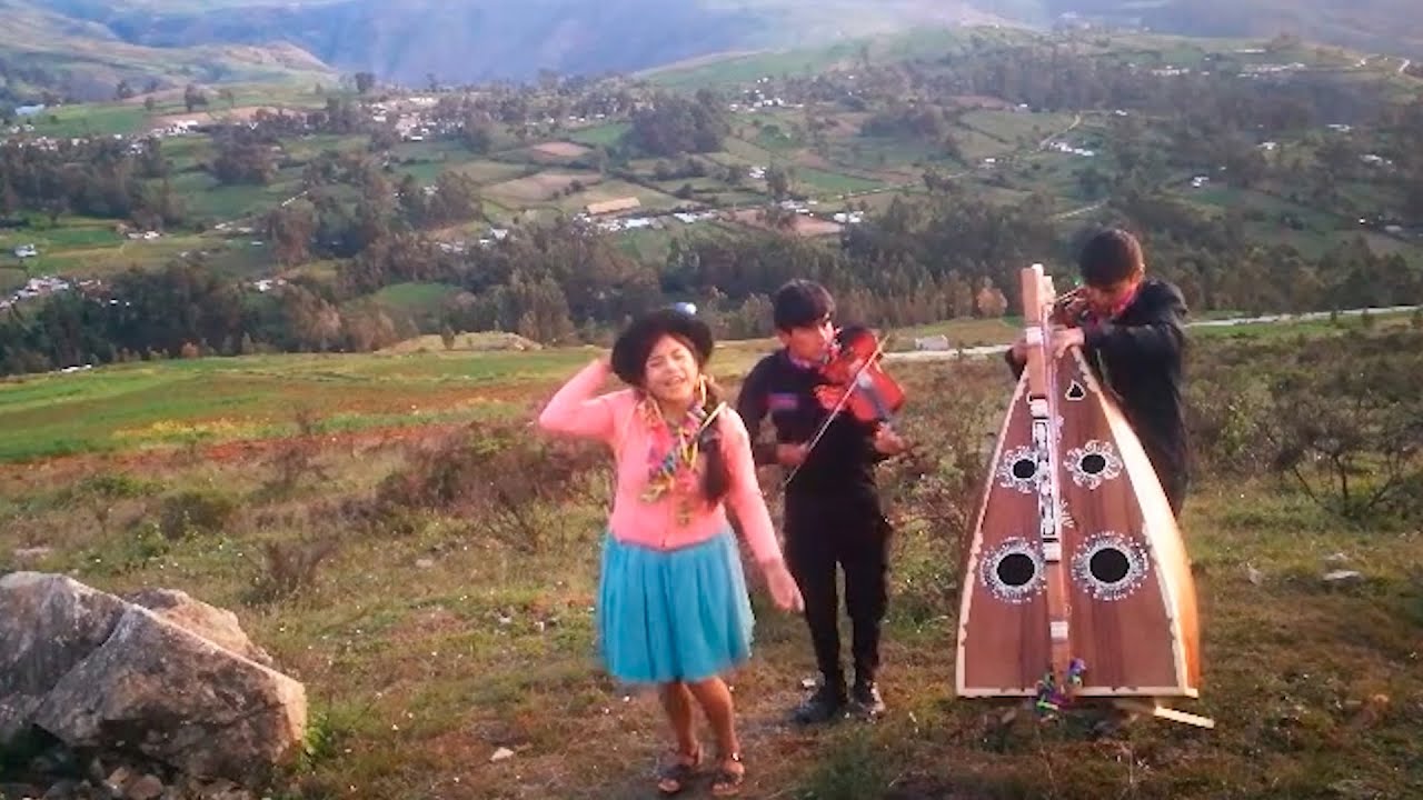 CARNAVALES ARPA & VIOLIN / ROSALINDA DE ANCATIRA