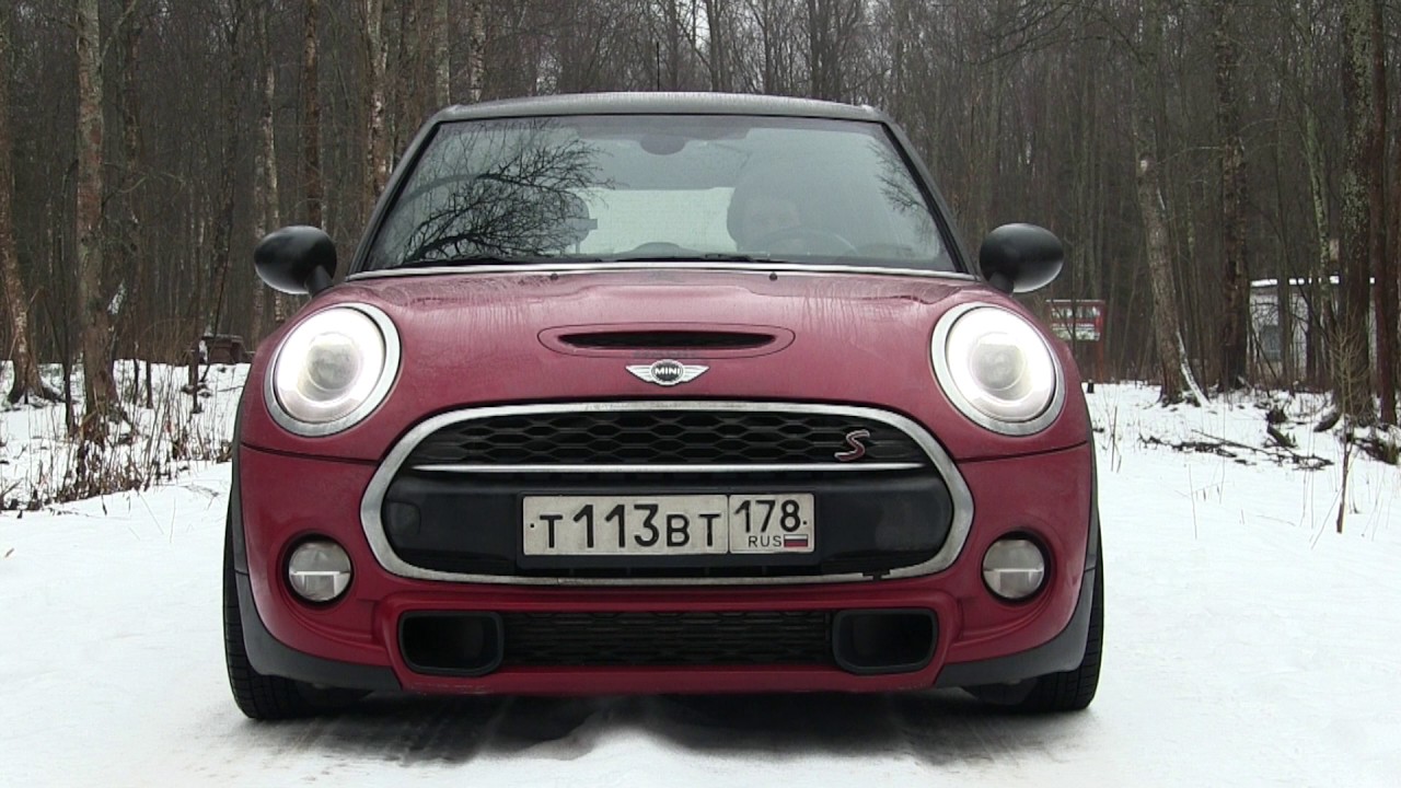 MINi Cooper S F55 Exterior & Driving in SPb's Weather