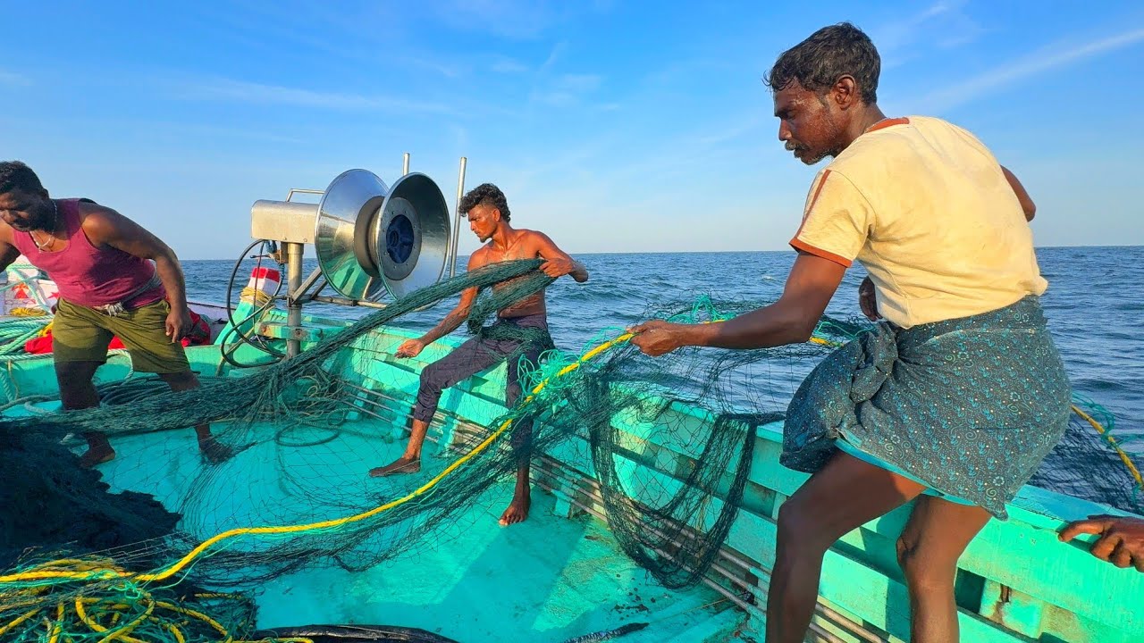 OMG❗We are Going To Deep Sea Fishing 💢 First Day Full video Capture 🤩 INDIAN FISHING ADVENTURES 
