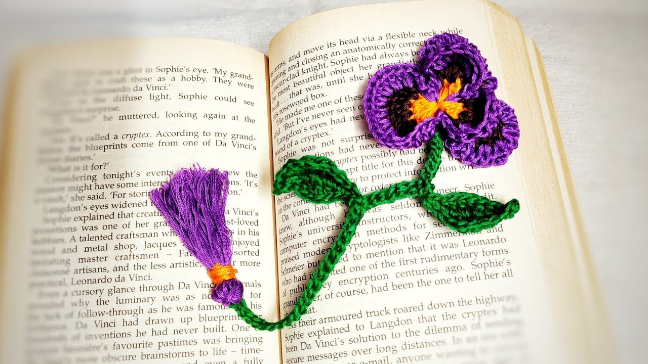 Crochet Pansy Bookmark Tutorial | Written Pattern