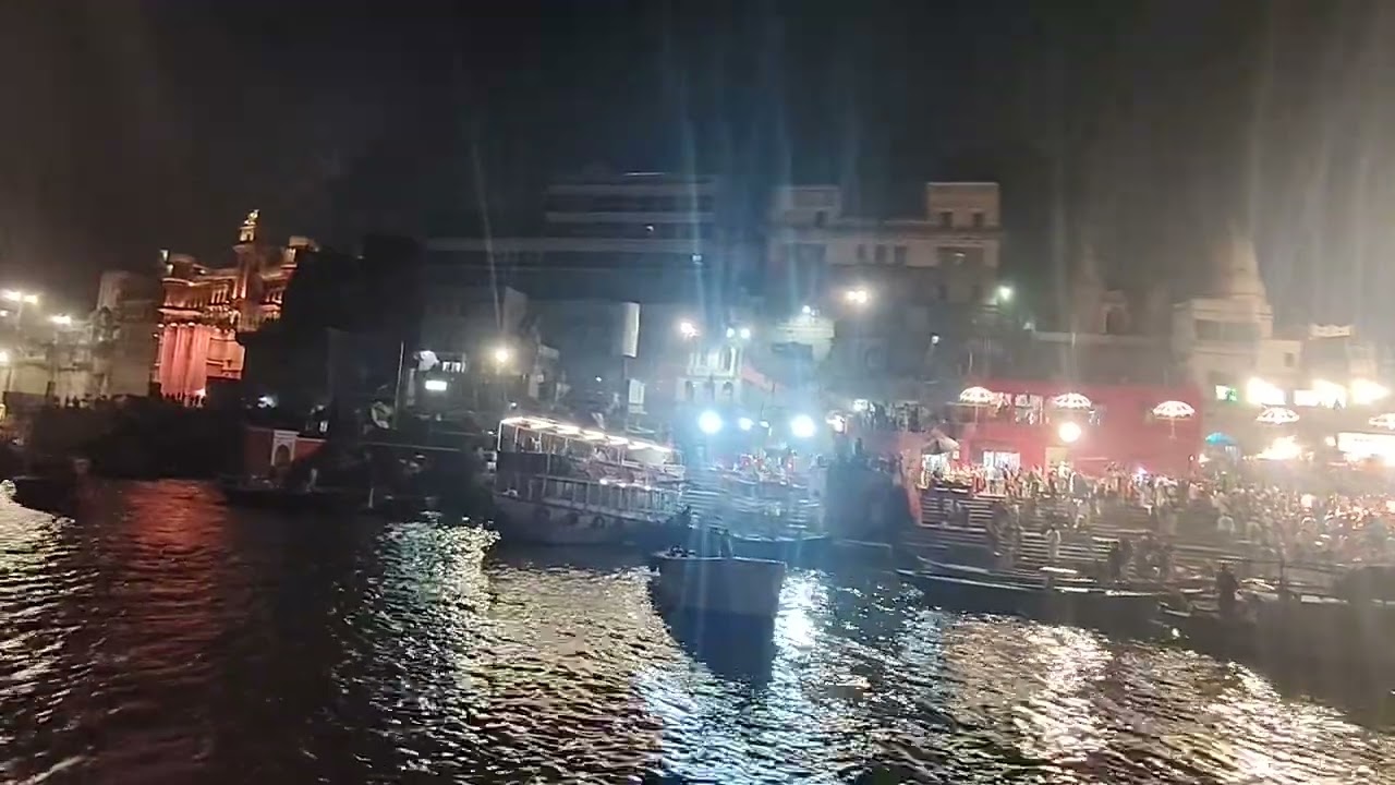 Kasi Vishwanath Temple. Ganga Aarati 