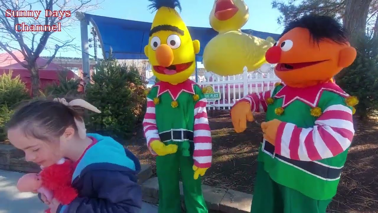 Our Day at Sesame Place | Sesame Street Character | A Very Furry Christmas Episode | Santa Claus