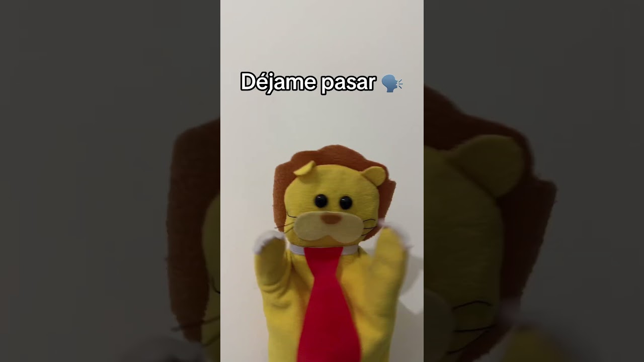 Hornet y Leoncio, D&Eacute;JAME PASAR 🗣️ #humor #leoncio #hollownight #titeres #hornet