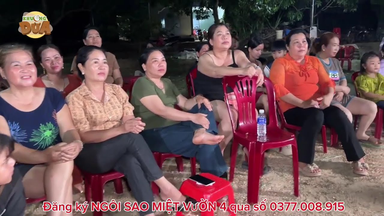 Đêm Nhạc Ngôi Sao Miệt Vườn ở xóm chú Tư Trị An quá vui, Khương Dừa phát hiện nhiều giọng hát hay