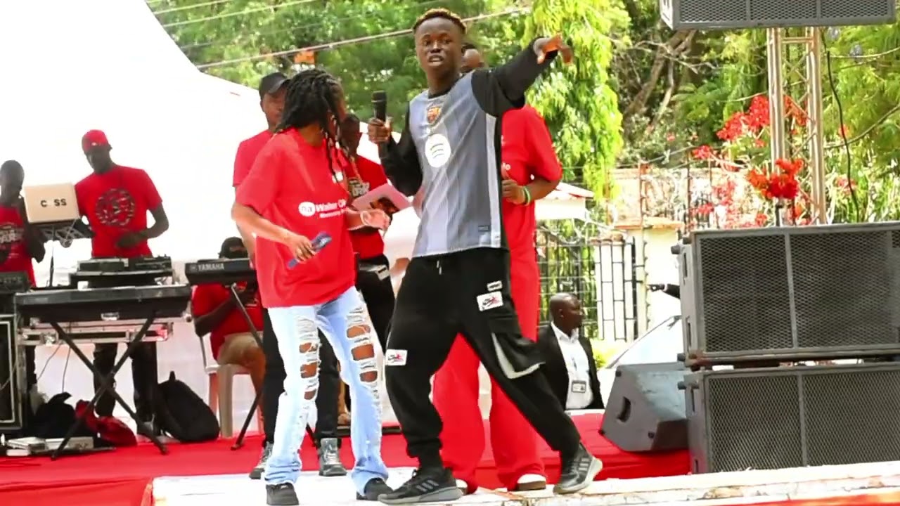 Bichi boy live performance at Siaya County , Governors park during Valentines day❤️❤️🔥@Makamandaa  
