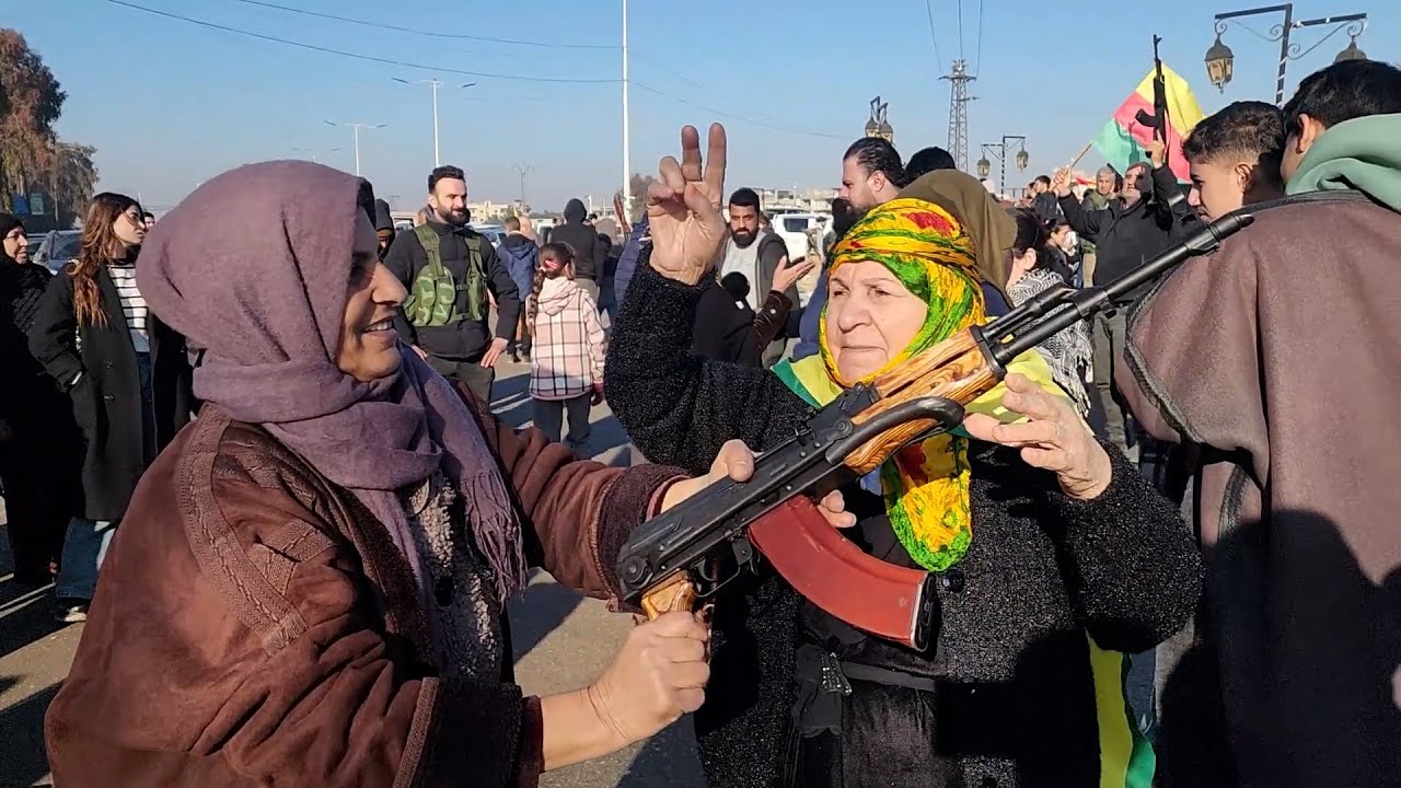 Xelkê Hesekê her roj li kolanan helwestê nîşan dide