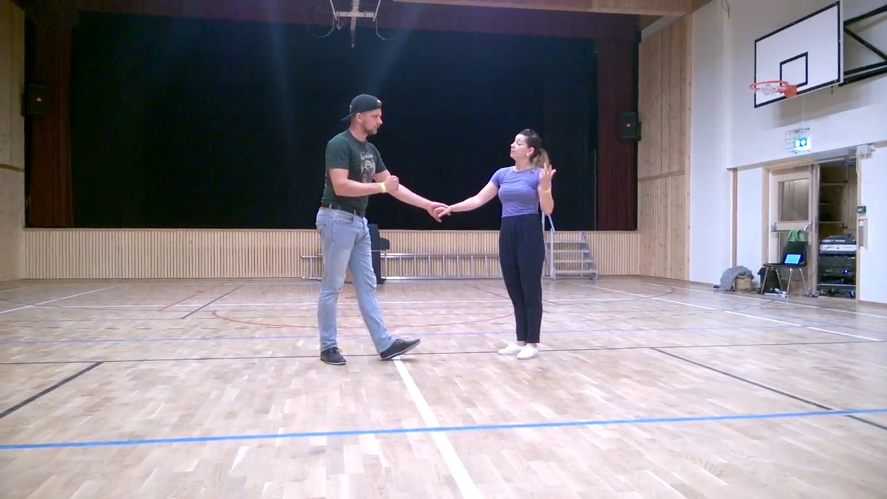 Turns variations with Kuschi & Jessy at the Boogie Feets Festival 2017. Level 2
