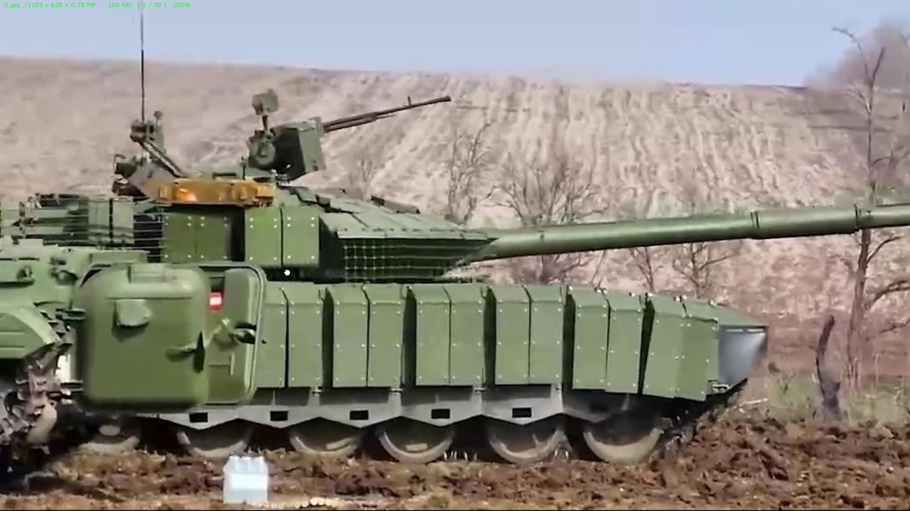 НОВАЯ ДЗ РОССИЙСКИХ ТАНКОВ !