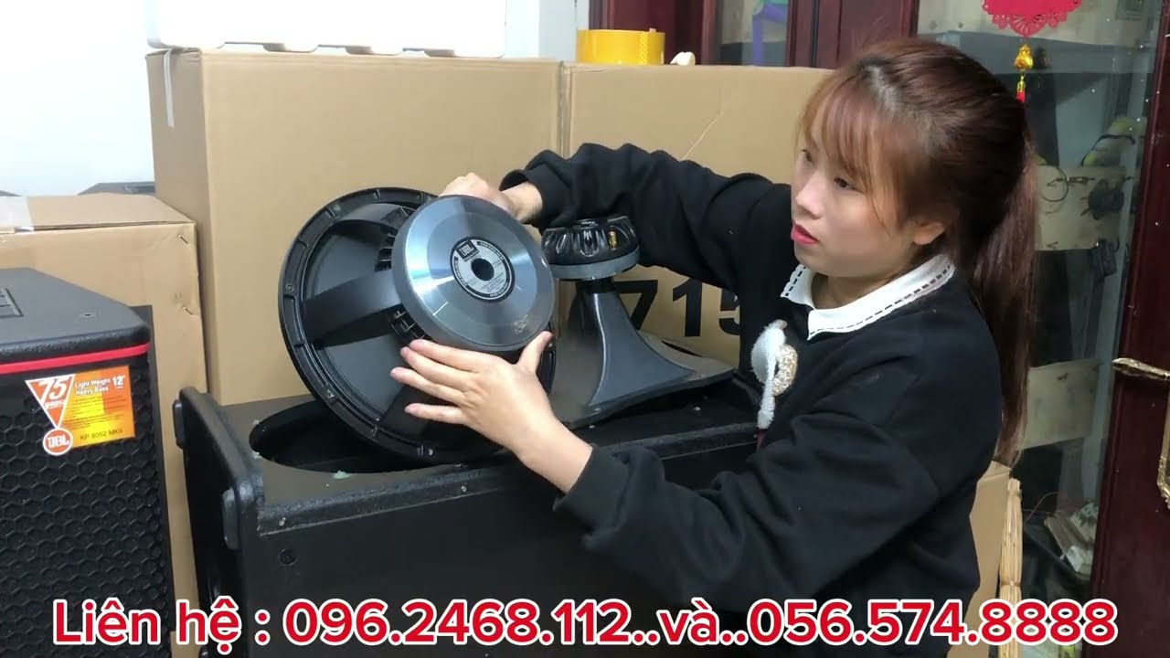 Siêu phẩm. Loa full bass 30. Coil 76. Hãng JBL 8052. Giá 4.100k(bao ship) Lh..096.2468.112