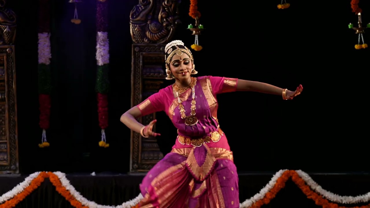 charukesi varnam | Nithyaashree arangetram | Sri nrityalaya | Srividya Anand