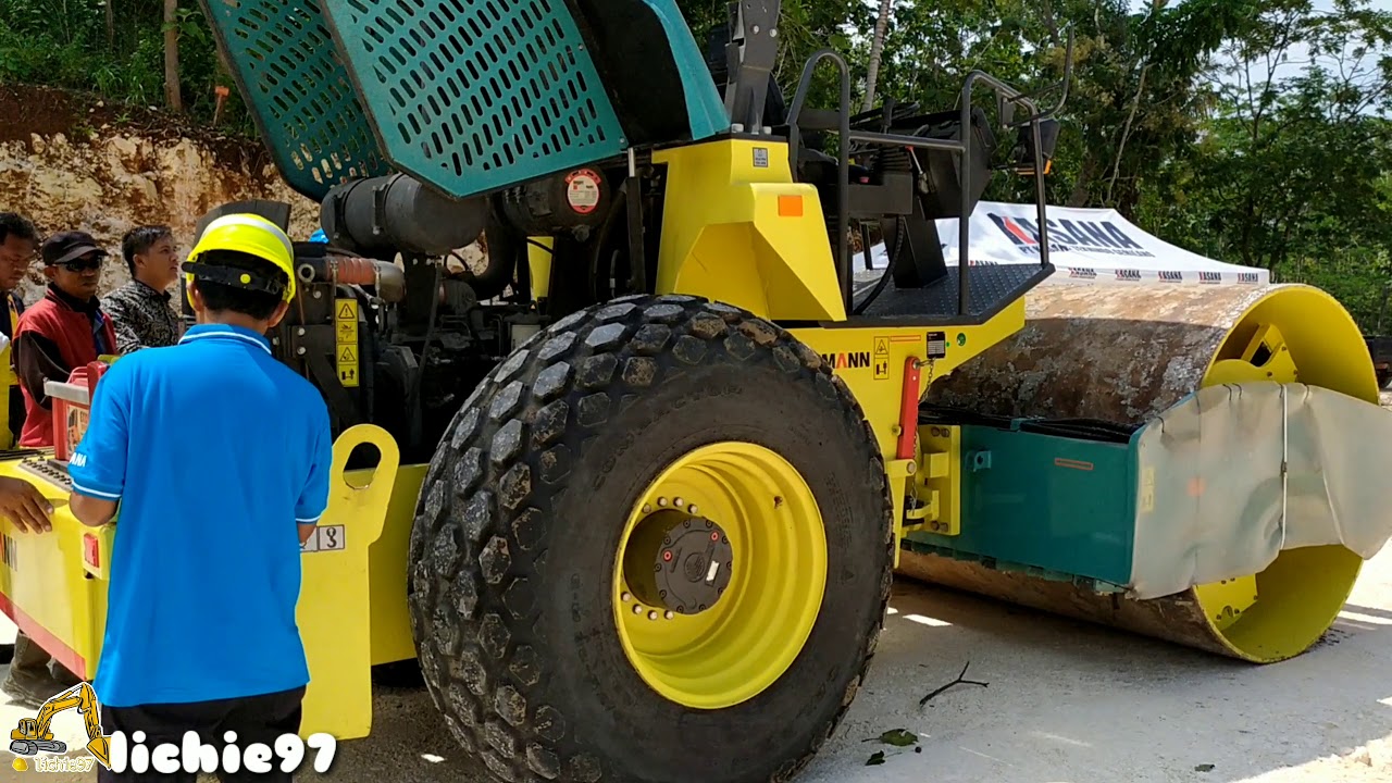 Road Show AMMANN Soil Compactor# ARS 122