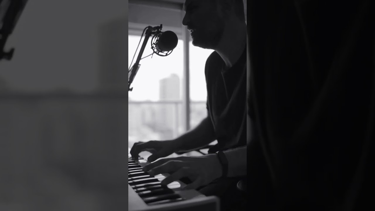 Elvis Presley Suspicious Mind emotional piano cover #elvispresley #singer #piano #vocal