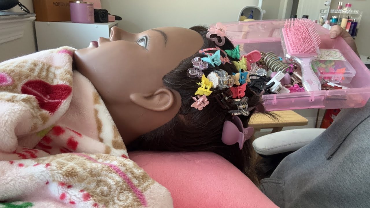 ASMR| Sleep Clinic 😴- Lots of hair clipping, hair brushing, scalp scratching 💆🏻‍♀️