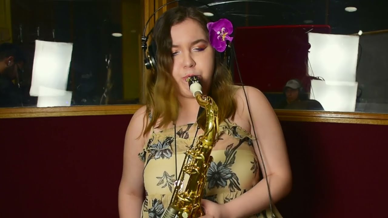 To the Max  - Camila Porto