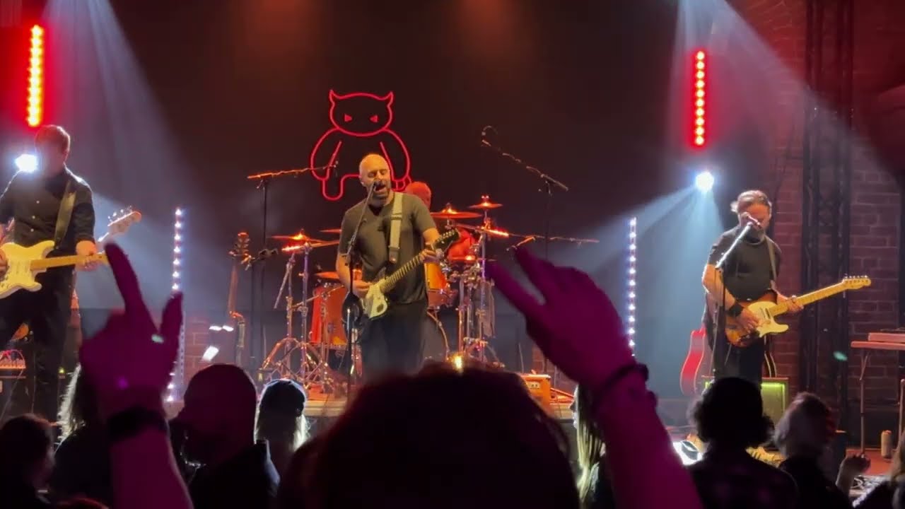 Just Radiohead - Lucky, at The Buttermarket, Shrewsbury. 4K. 6th June 2025