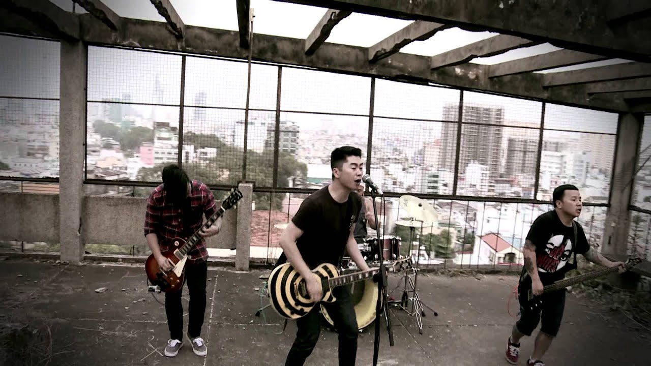 The Weekend Kids feat. Matt Murphy - Run This Town (Official Music Video) - HD