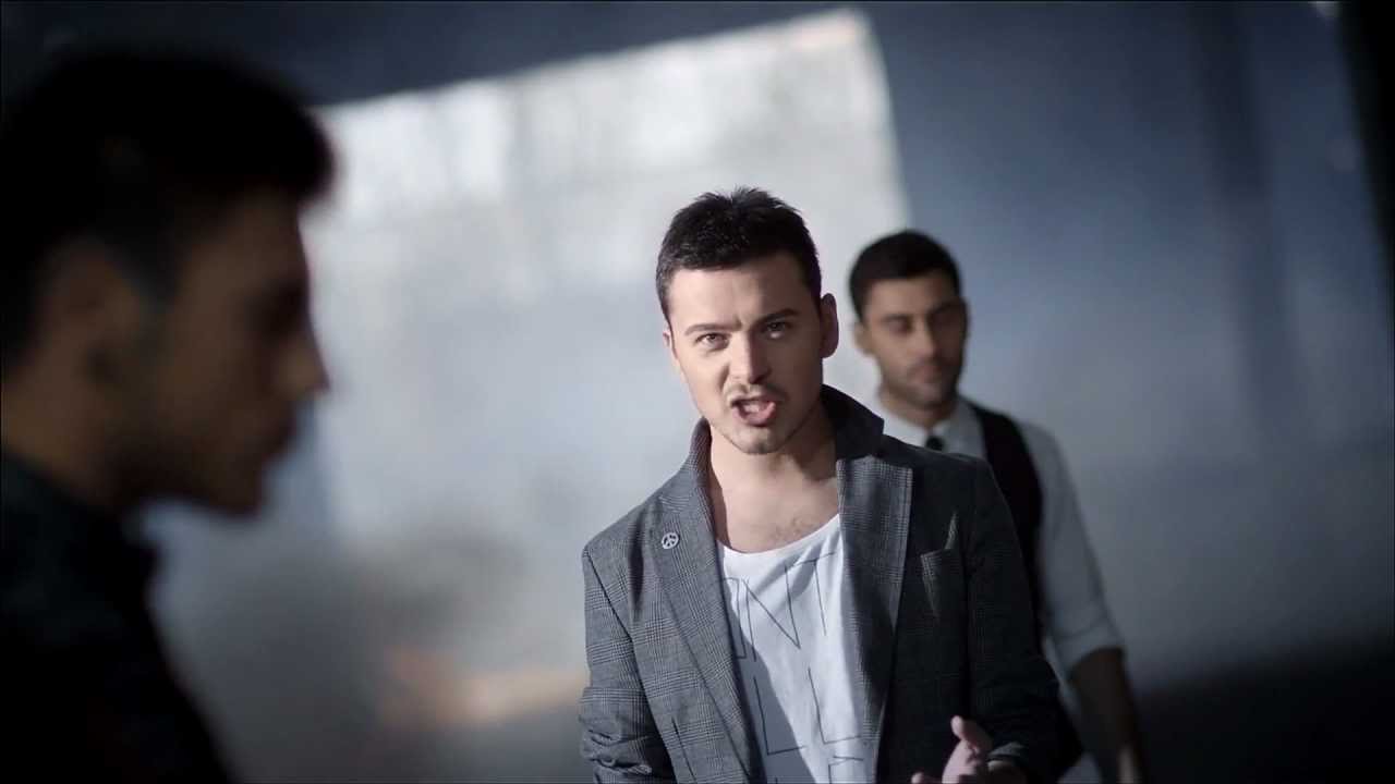 VOICE OF BOYS feat. POLI GENOVA - SEGA ili NIKOGA (OFFICIAL VIDEO)