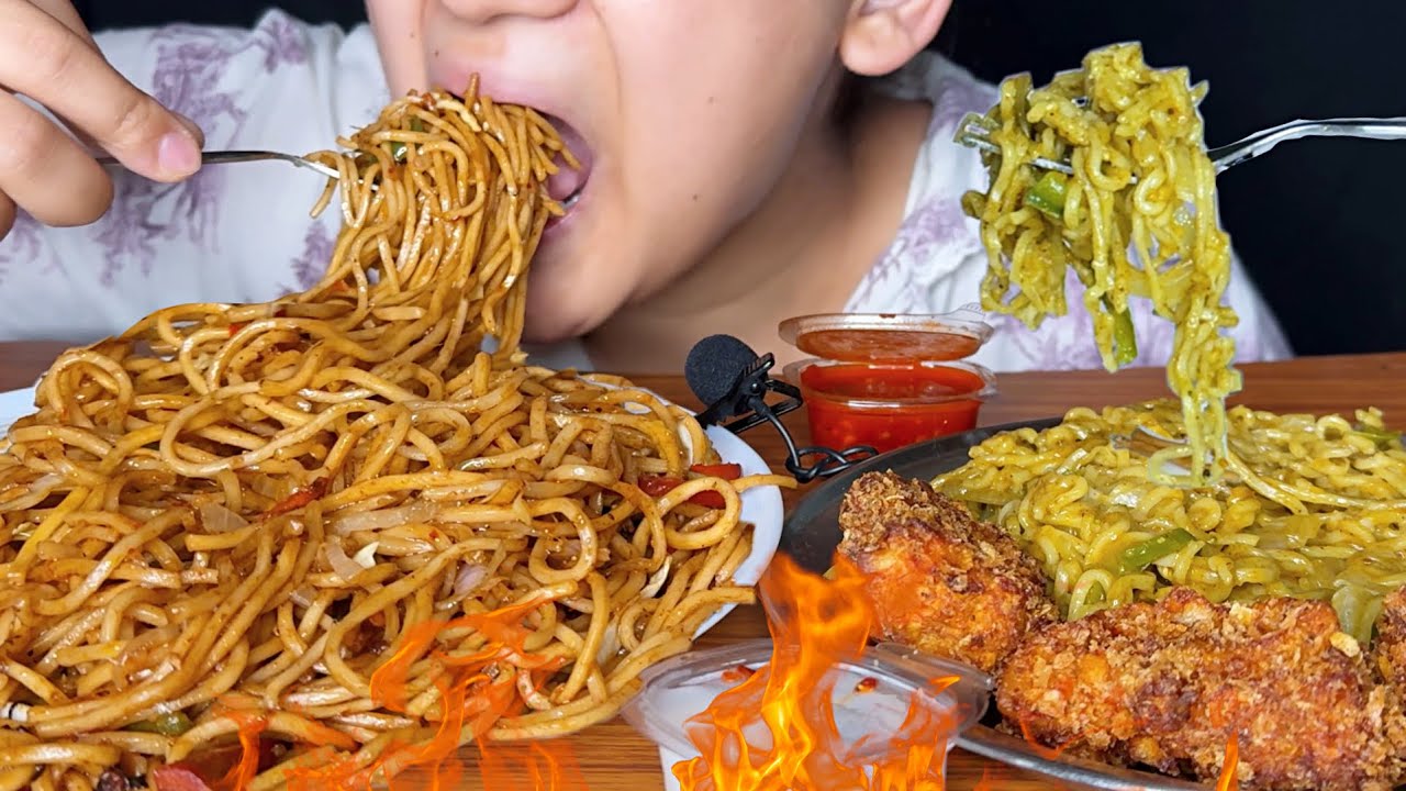 Eating chicken Kurkure momos, tiffin wali Maggi & chowmein🥰