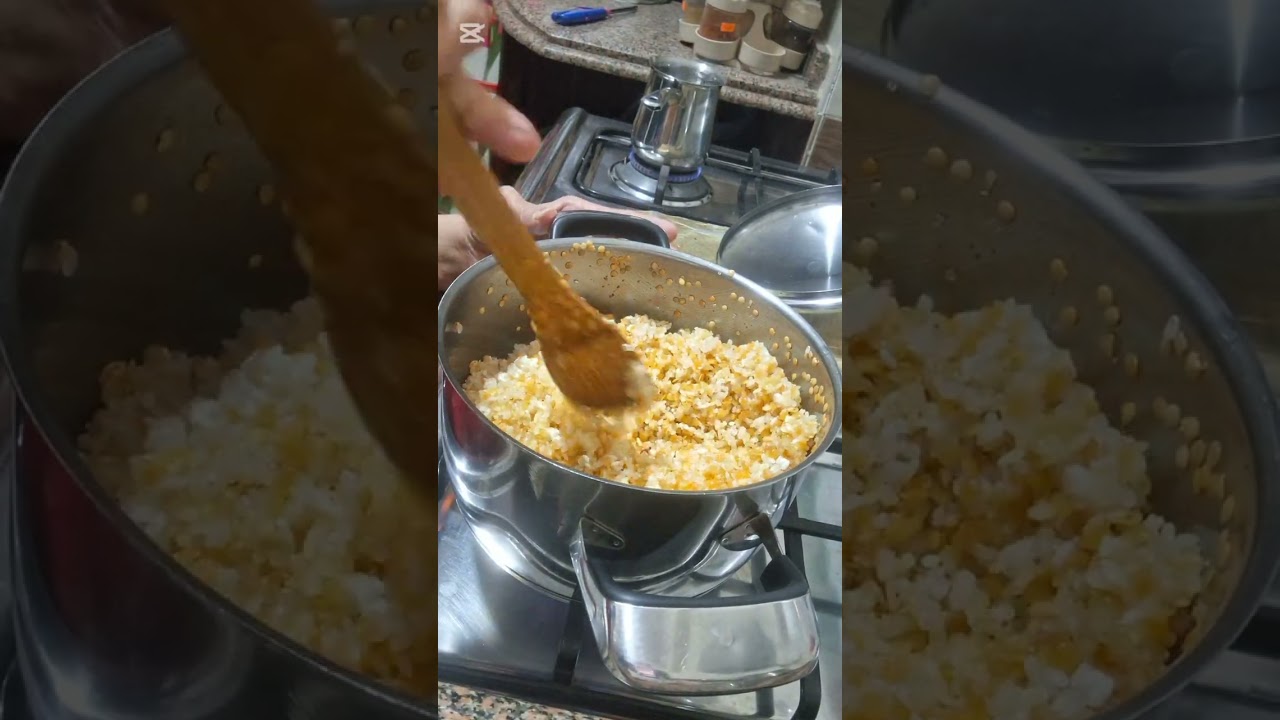 كشري اسكندراني اصفر مفلفل  ماتحطيش العدس  على الرز#food #اكسبلور 
