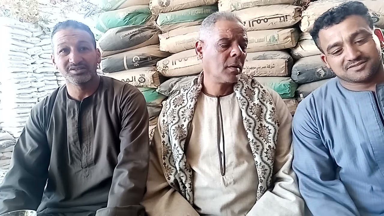 قصه كفاح بدأت بربع سياره نقل حتى وصلت لمستودع حديد واسمنت من قريه الحجيرات بقنا