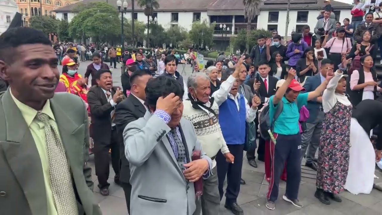 ‼PREDICANDO A CRISTO EN PLAZA GRANDE DE QUITO‼ / 04-06-2023