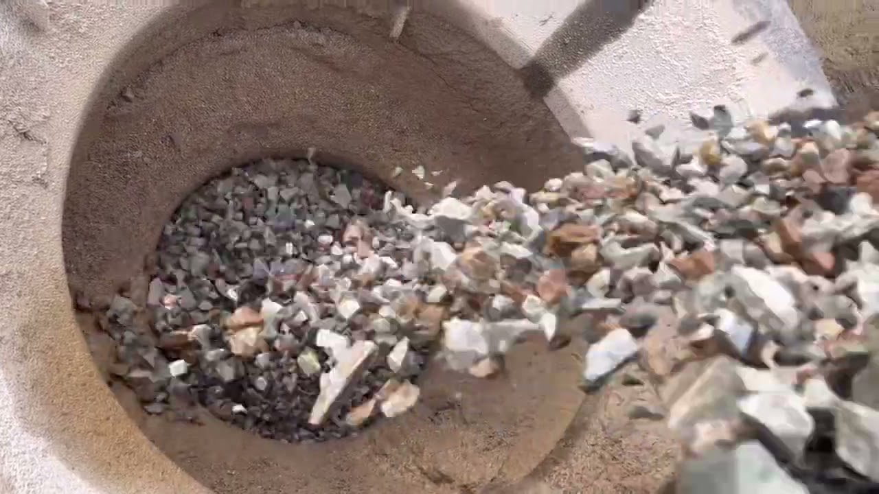 SP400 Cone Crusher Super Fine Crushing For Sand Making Process