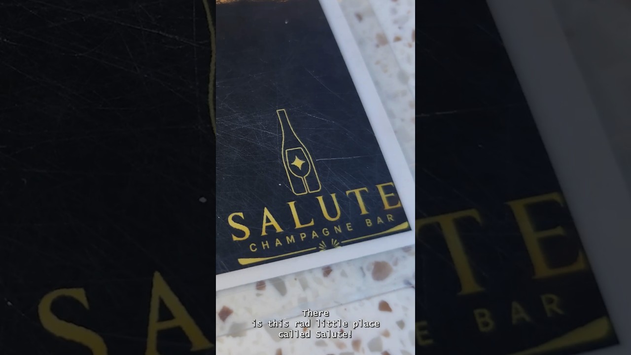 Salute Bar at Orlando Vineland Premium Outlets - This place is RAD!!!!