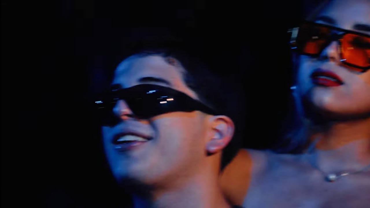 MIKUUXX - Chris Caves (Official Video)