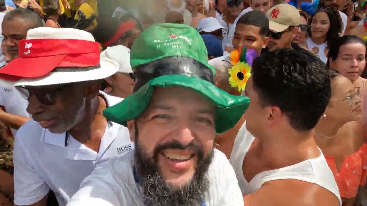 Saulo Fernandes - Bahia, Batuque, Orix&aacute; - Trio Avancini - Circuito Osmar - Carnaval 2025 - 6&ordf; Feira
